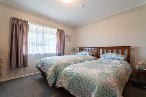 Photo of property in 3 Tralee Place, Johnsonville, Wellington, 6037