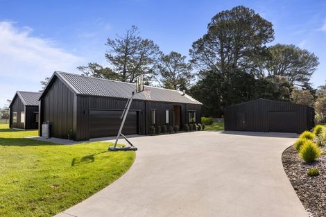 Photo of property in 355 Waitoki Road, Waitoki, Kaukapakapa, 0871