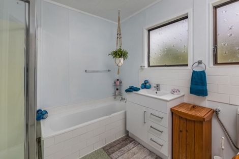 Photo of property in 14 Fairway Drive, Kerikeri, 0230