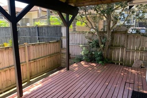 Photo of property in 139 Bucklands Beach Road, Bucklands Beach, Auckland, 2012