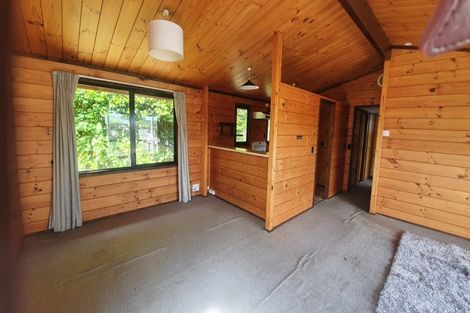 Photo of property in 73 Heta Road, Highlands Park, New Plymouth, 4312