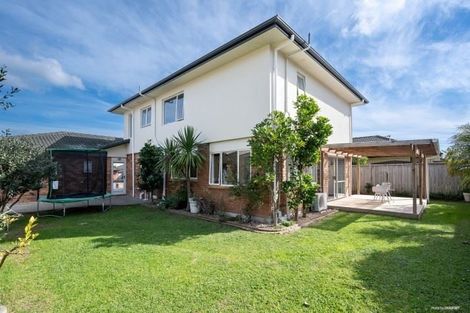 Photo of property in 3 Banshire Close, Flat Bush, Auckland, 2016