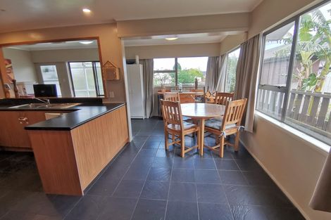 Photo of property in 6 Miles Avenue, Papatoetoe, Auckland, 2025