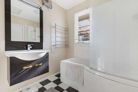 Photo of property in 6 Larch Street, Victoria, Rotorua, 3010