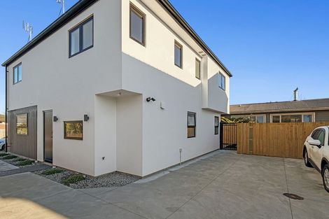 Photo of property in 2/13 Shearer Avenue, Papanui, Christchurch, 8052