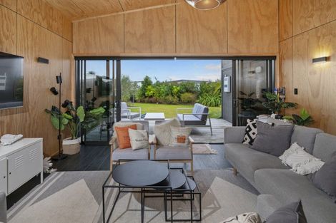 Photo of property in 129 Ngaio Drive, Matarangi, Whitianga, 3592