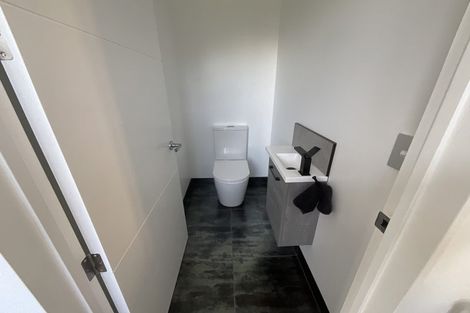 Photo of property in 2 Manaia Street, Pegasus, 7612