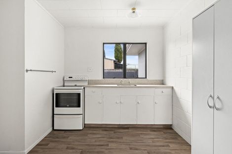 Photo of property in 2/800 Miller Street, Hastings, 4122