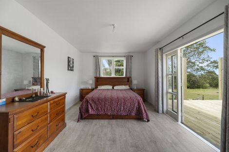 Photo of property in 2745 Opunake Road, Te Kiri, Opunake, 4682