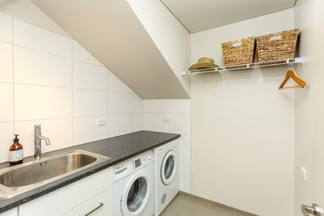 Photo of property in 39 Mill Road, Lower Vogeltown, New Plymouth, 4310