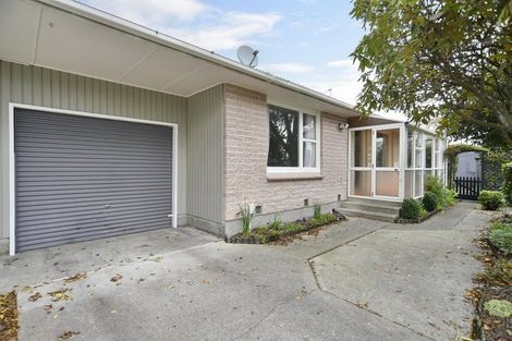 Photo of property in 2/38 Dee Street, St Albans, Christchurch, 8014