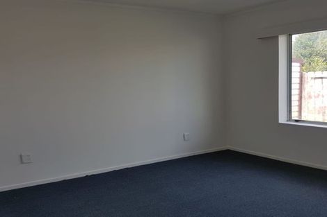 Photo of property in 1/26 Horlicks Place, Randwick Park, Auckland, 2105