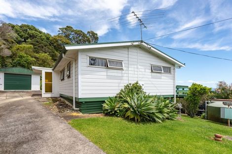 Photo of property in 22 Firth View Road, Te Puru, Thames, 3575