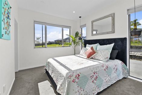 Photo of property in 16 Wingfield Road, Pokeno, 2402