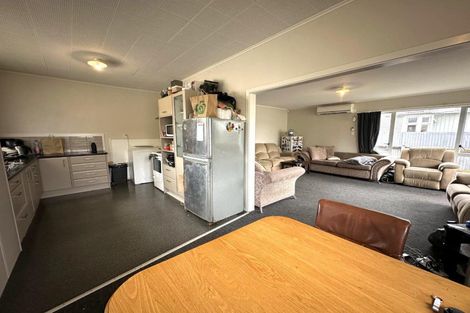 Photo of property in 8 Marne Street, Hokowhitu, Palmerston North, 4410