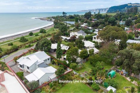 Photo of property in 14 Wellwood Terrace, Te Awanga, 4102