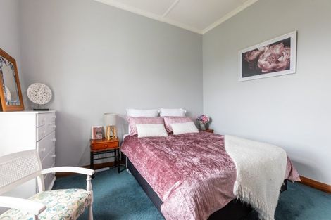 Photo of property in 41 Burns Street, Dannevirke, 4930