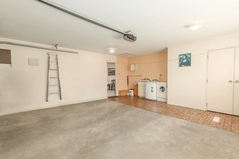 Photo of property in 14 Heihei Place, Paraparaumu, 5032