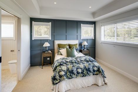 Photo of property in 71 Oak Road, Poraiti, Napier, 4112