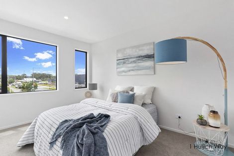Photo of property in 5 Huljich Way, Hobsonville, Auckland, 0616