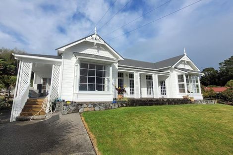 Photo of property in 103 Fulford Street, New Plymouth, 4310