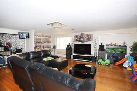 Photo of property in 54 Kirton Crescent, Manurewa, Auckland, 2102