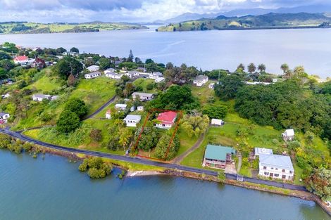 Photo of property in 15 Clendon Esplanade, Rawene, Kaikohe, 0473