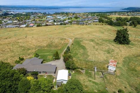Photo of property in 24 Acacia Bay Road, Nukuhau, Taupo, 3330