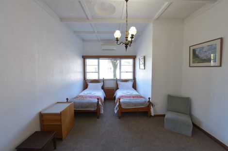 Photo of property in 492 Blockhouse Bay Road, Blockhouse Bay, Auckland, 0600