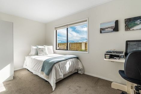 Photo of property in 30 Onetaunga Road, Chatswood, Auckland, 0626