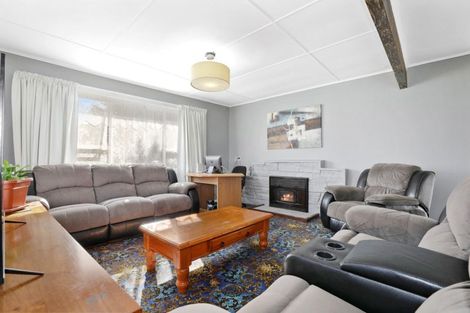 Photo of property in 2 Ngareta Road, Mourea, Rotorua, 3074