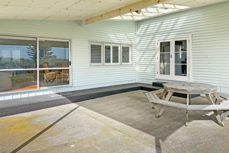 Photo of property in 338 Ocean Road, Ohope, 3121