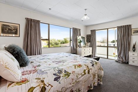 Photo of property in 5/43 Middle Road, Havelock North, 4130