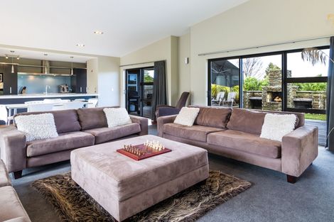 Photo of property in 52 Kenrigg Road, Kinloch, Taupo, 3377