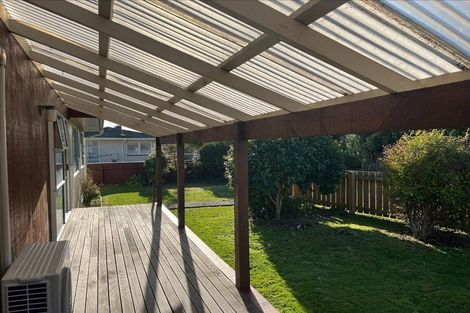 Photo of property in 2 Winslow Place, Levin, 5510