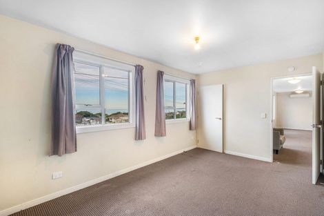 Photo of property in 33 Queen Street, Brighton, Dunedin, 9035