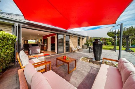 Photo of property in 12 Rossington Drive, West Melton, 7618