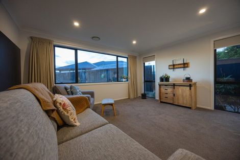Photo of property in 12 Huffington Place, Feilding, 4702