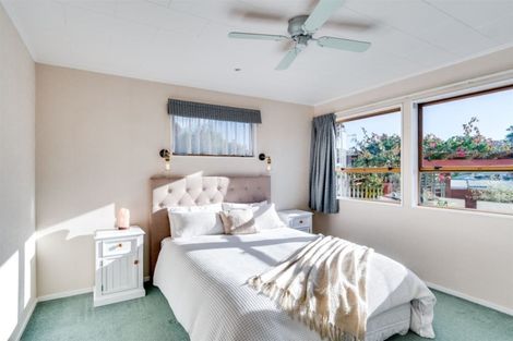 Photo of property in 58 Le Quesne Road, Bay View, Napier, 4104