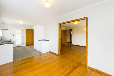 Photo of property in 11 Courtenay Road, Heretaunga, Upper Hutt, 5018