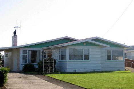 Photo of property in 14 Nairn Crescent, Awapuni, Palmerston North, 4412