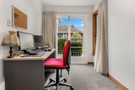 Photo of property in 8 Roslyn Avenue, Mairehau, Christchurch, 8052