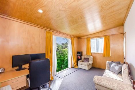 Photo of property in 17 Beach Road, Paekakariki, 5034