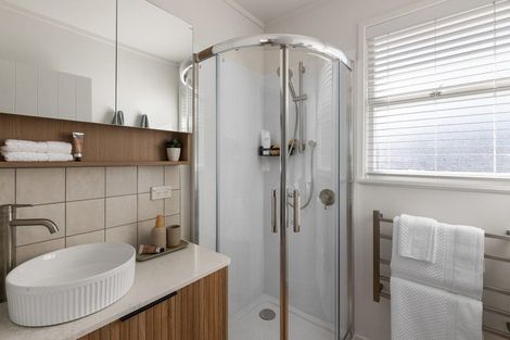 Photo of property in 9a Lynwood Place, Brookfield, Tauranga, 3110