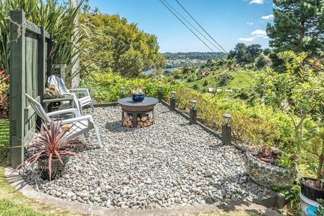 Photo of property in 28 Shakespeare Road, Bastia Hill, Whanganui, 4500