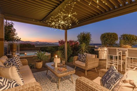 Photo of property in 3 Goldstone Place, Omokoroa, 3114