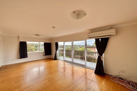 Photo of property in 54 Triangle Road, Massey, Auckland, 0614