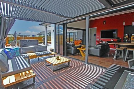 Photo of property in 5 Maunganamu Drive, Wharewaka, Taupo, 3330