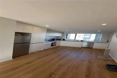 Photo of property in 5a Colin Chester Drive, Silverdale, 0932