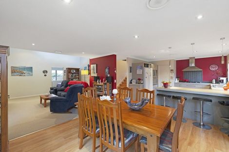 Photo of property in 56a Wood Leigh, Paraparaumu Beach, Paraparaumu, 5032